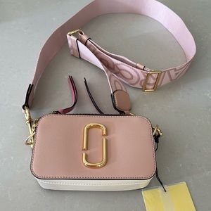 Marc Jacobs Snap Shot Purse color: rose multi